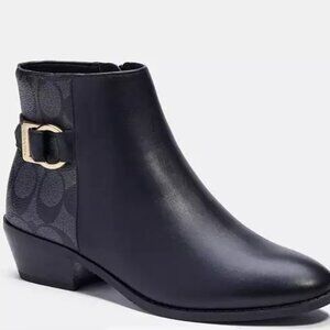 BRAND NEW COACH Dany leather ANKLE BOOTS black size 8
